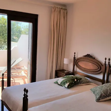 At A Sea View Top-Floor Apt, 500 M From The Beach! * Albufeira